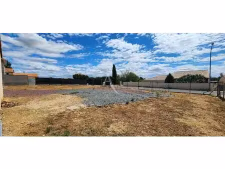 terrain constructible viabilisé à vendre