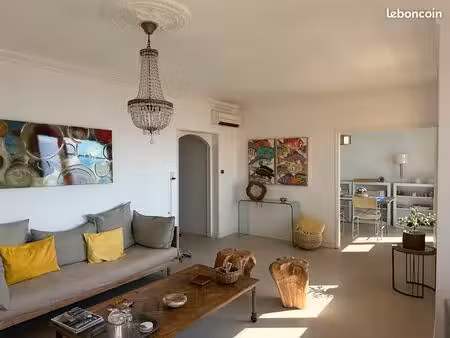 très bel appartement vue mer à louer à l'année
