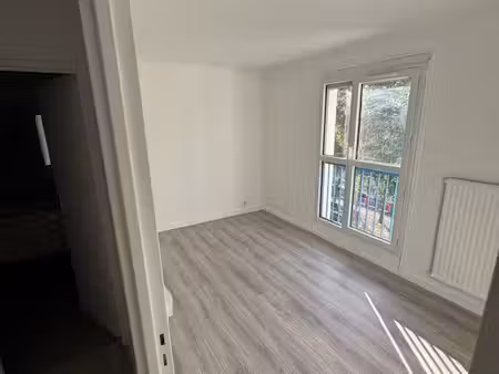 appartement 70m2 t3 à 15 minutes de paris