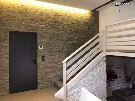 grand t2 en duplex au cœur du centre ville