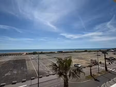 t2 10 mois vue mer