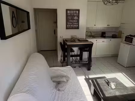 location studio port de hyères