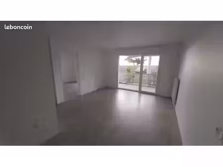 appartement t2 (42 5 m2) proche pentagone