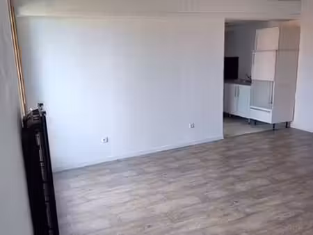 appartement t2+