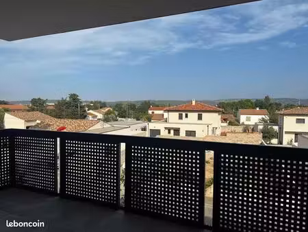 beau t2 meublé de 48 m² lumineux avec parking sécurisé
