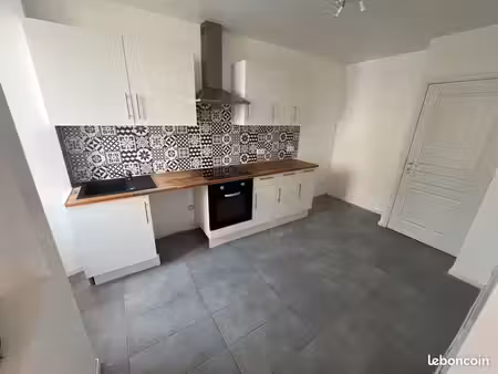 studio 385 - chambre séparée pouzauges et cerizay a 10mn
