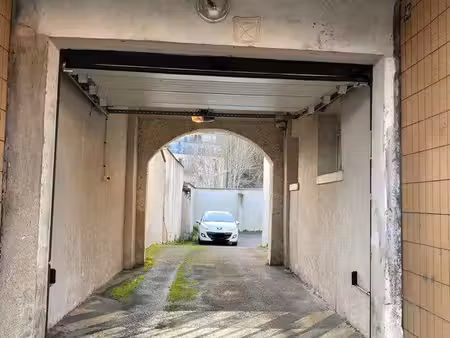 place de parking centre-ville