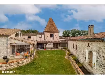 maison de campagne 9 pièces