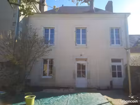 maison à louer entre laval et château-gontier