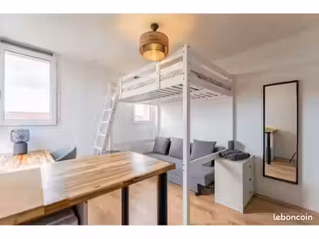loue studio renové proche université