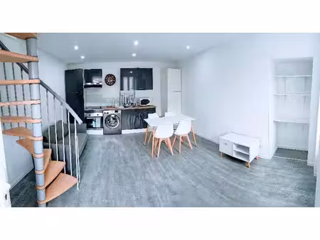 location appartement 2 pièces à blaye (33390)  560 €