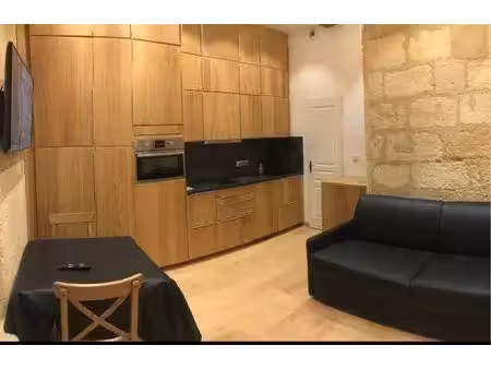 location meublée appartement 1 pièce 25 m² à bordeaux (33000)  650 €