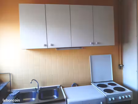 studio meublé avec parking