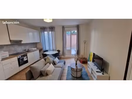 rue fabre d'eglantine  t2 33m² meublé