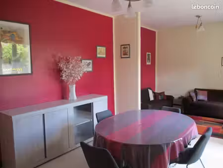 location appartement meublé 100m2 disponible au 1e septembre  balcon  terrasse