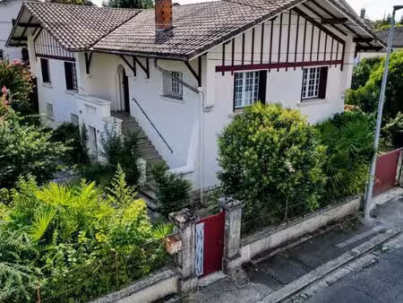 grande maison basque au coeur d'agen