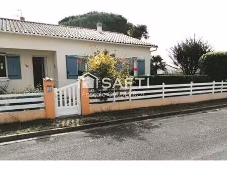 maison plain pied  proche commerces a pied sur commune prisee de saujon !