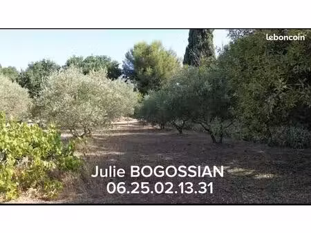 terrain 290 m² les pennes mirabeau