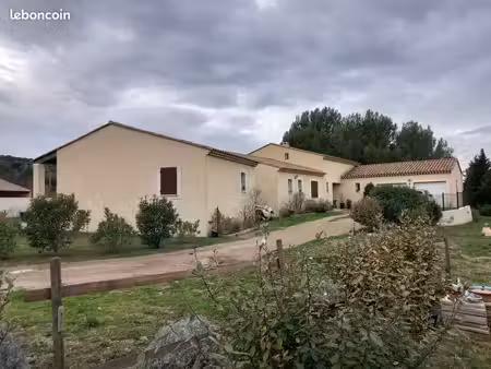 maison 150m2 sur 4843m2 de terrain