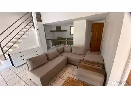 villa meublée t2 de 50 m² + mezzanine 25 m² – grand jardin clos 990 m² – étang de l'olivie