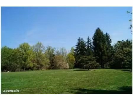 terrain 550 m² genas
