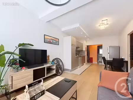 appartement 3 pièces 56 m²