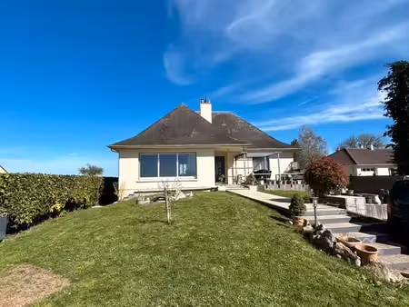 maison sur sous-sol/ 4 ch / terrain clos
