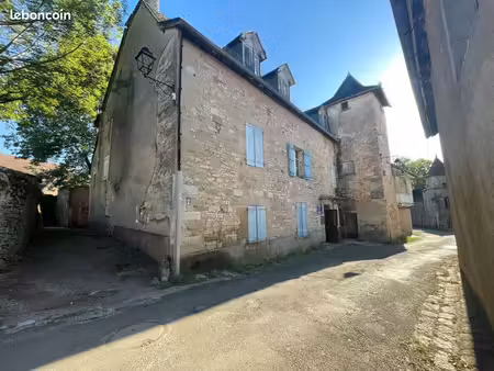 château 13 pièces 330 m²