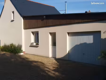 maison à louer lézigné