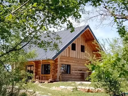 maison écologique en rondins bois 130 m²