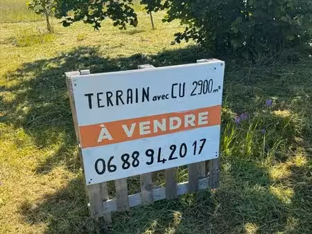beau terrain avec cu puy l eveque 46700