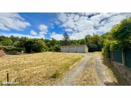 formidable opportunité de terrain constructible en plein cœur du village