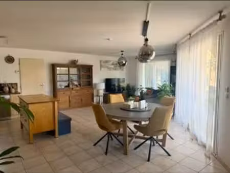 maison centre village de mercues