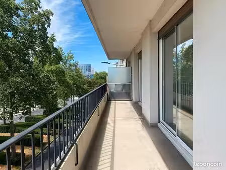 appartement 3 pièces 68 m²