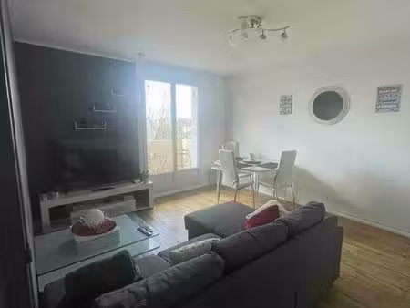 appartement t4 rénové. angers secteur gare/la fayette