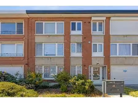 appartement au rez-de-chaussée à vendre à deurne avec garage