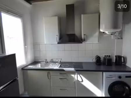 location meublée appartement 3 pièces 55 m² à avignon (84000)  700 €