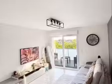 location meublée appartement 2 pièces 44 m² à bruges (33520)  949 €