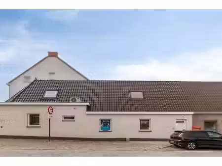 duplex entièrement rénové avec terrasse