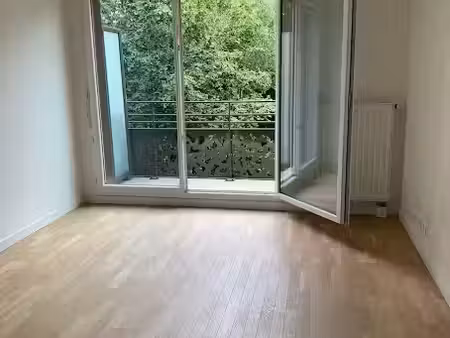 location appartement 2 pièces 54 m² à villejuif (94800)  1 240 €