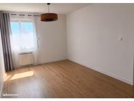 location 3 pieces