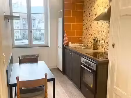location meublée appartement 2 pièces 36 m² à grenoble (38000)  720 €