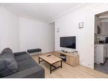location meublée appartement 2 pièces 35 m² à issy-les-moulineaux (92130)  1 350 €