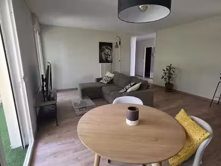 location meublée appartement 2 pièces 59 m² à marseille 8ème (13008)  1 000 €
