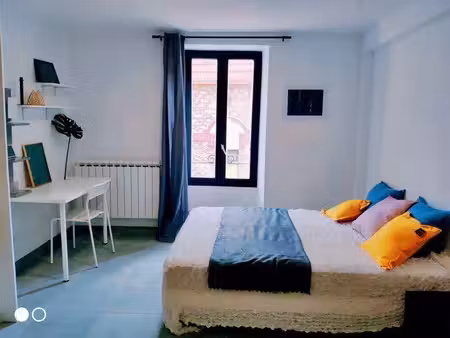 location meublée appartement 1 pièce 23 m² à massy (91300)  790 €