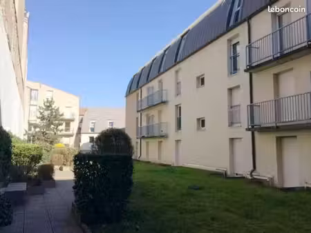 studio a vendre