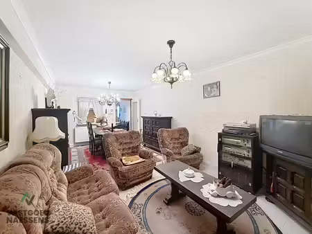 appartement de 2 chambres à rénover avec vue sur mer - poss
