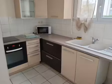 location meublée appartement 1 pièce 32 m² à venissieux (69200)  494 €