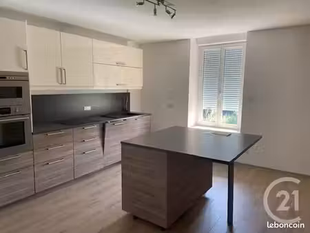 appartement 3 pièces 87 m²