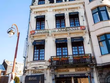 à vendre hôtel deux étoiles de 1896  aux normes européennes.